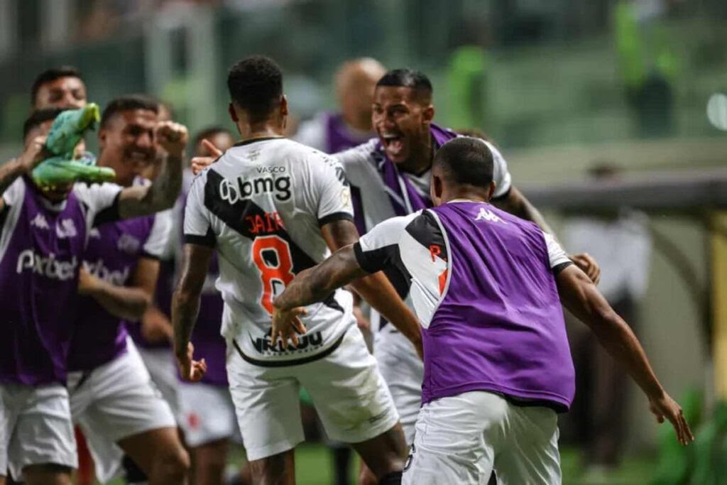 jair-comemora-gol-1024x683