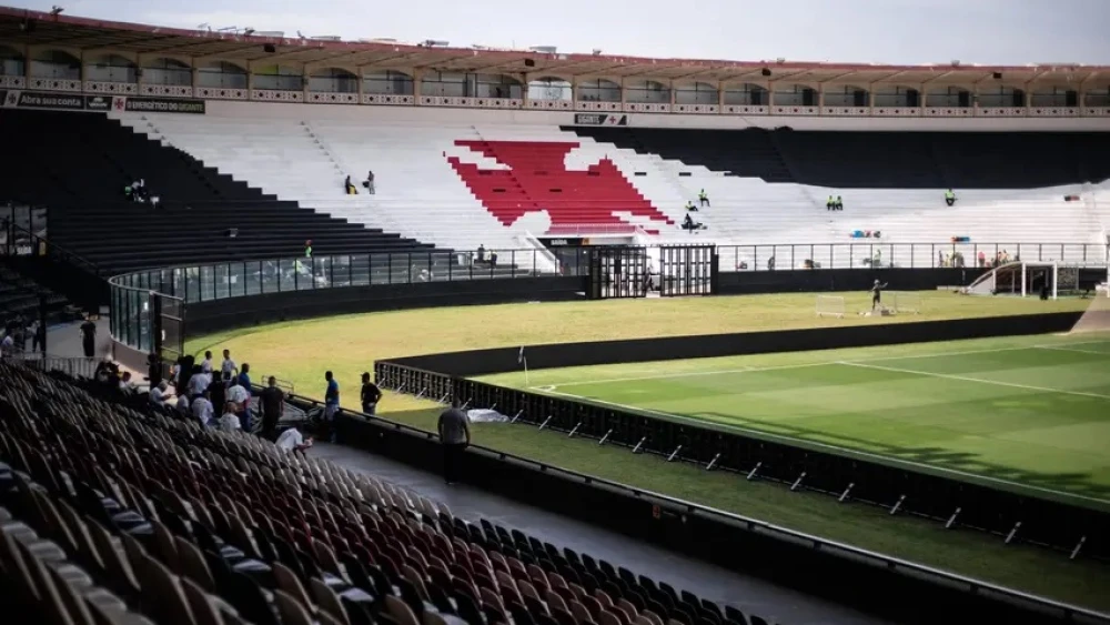 estadio-de-sao-januario-esta-livre-para-receber-jogos-com-capacidade-maxima-leandro-amorimvasco