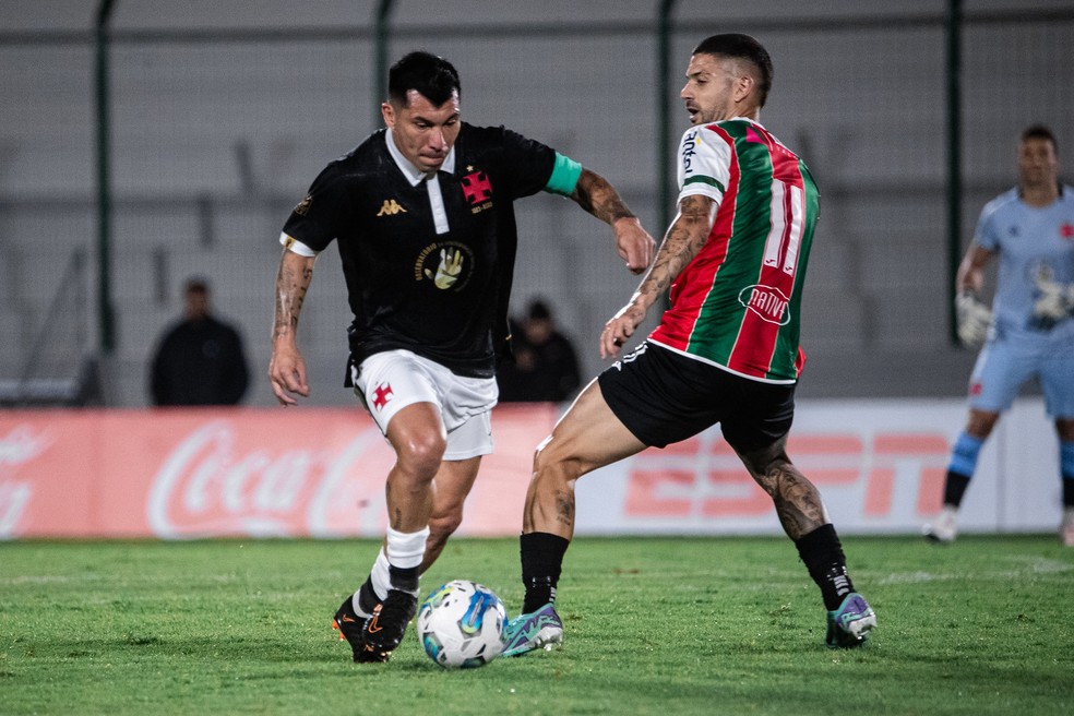 medel-em-deportivo-maldonado-x-vasco---foto-leandro-amorim--vasco