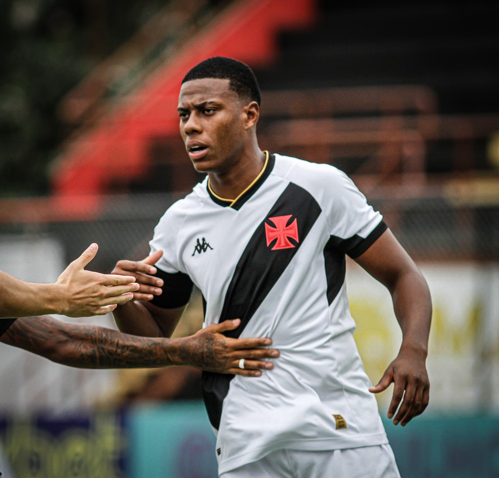 Lucas Eduardo, meia do Vasco