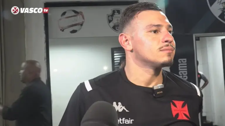 20250127 124956 1 6 hugo moura apos vitoria do vasco contra a portuguesa foto reproducao