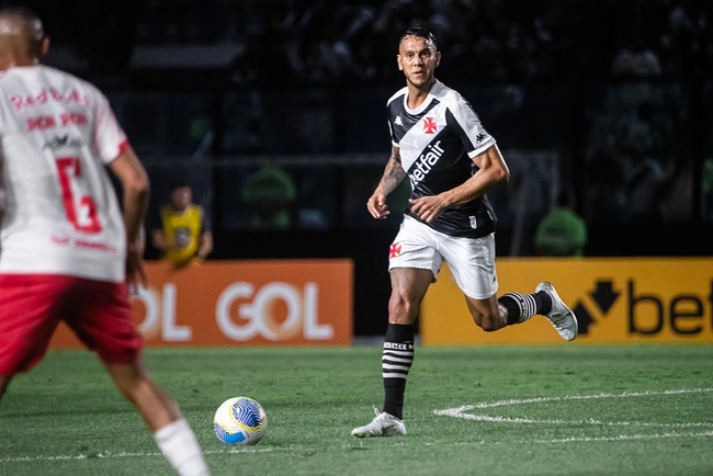 souza.jpg.650x0_q95_crop
