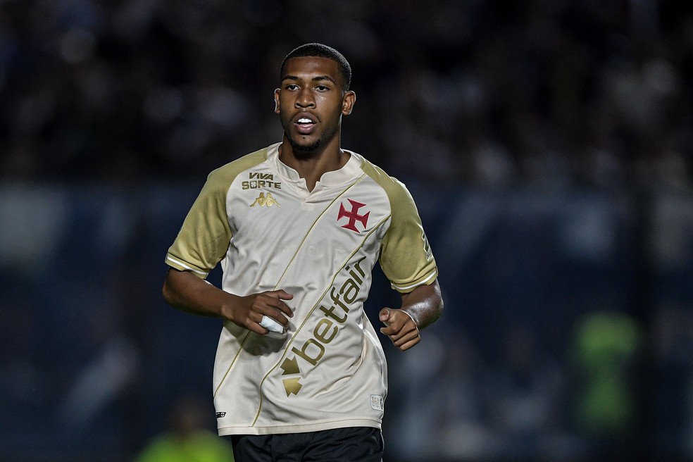 20250212-212648-1-10-rayan-em-vasco-x-bahia---foto-thiago-ribeiroagif