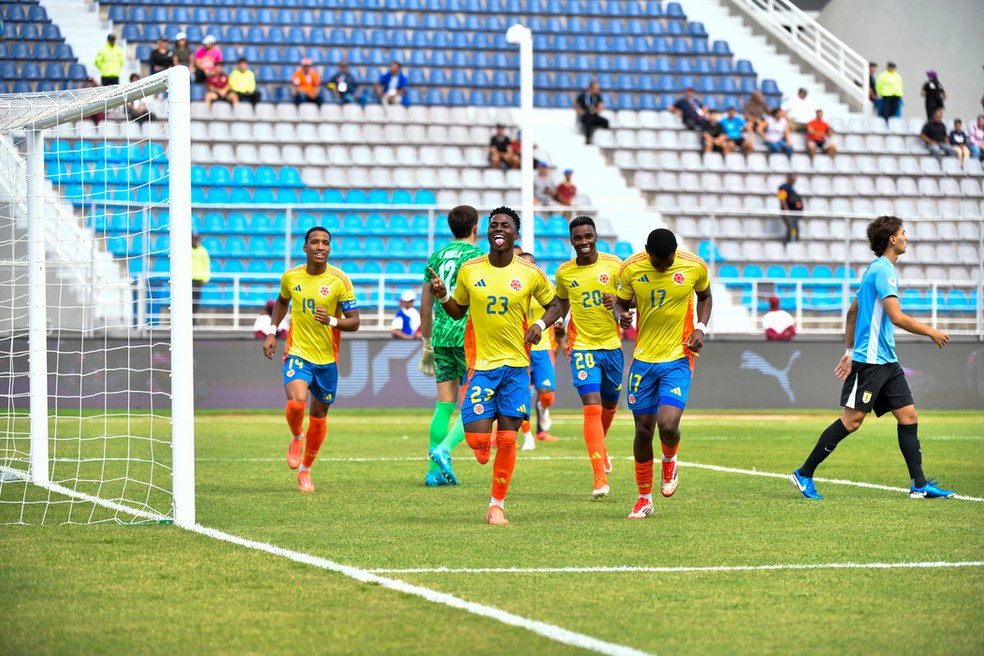 20250225-152635-1-5-neiser-villarreal-comemora-gol-marcado-pela-colombia-no-sul-americano-sub-20---foto-fcf