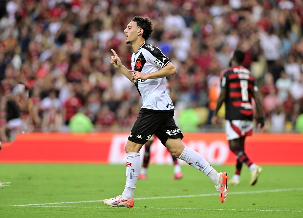 20250312-233002-1-7-gol-de-nuno-moreira-vasco-x-flamengo---foto-andre-durao--ge