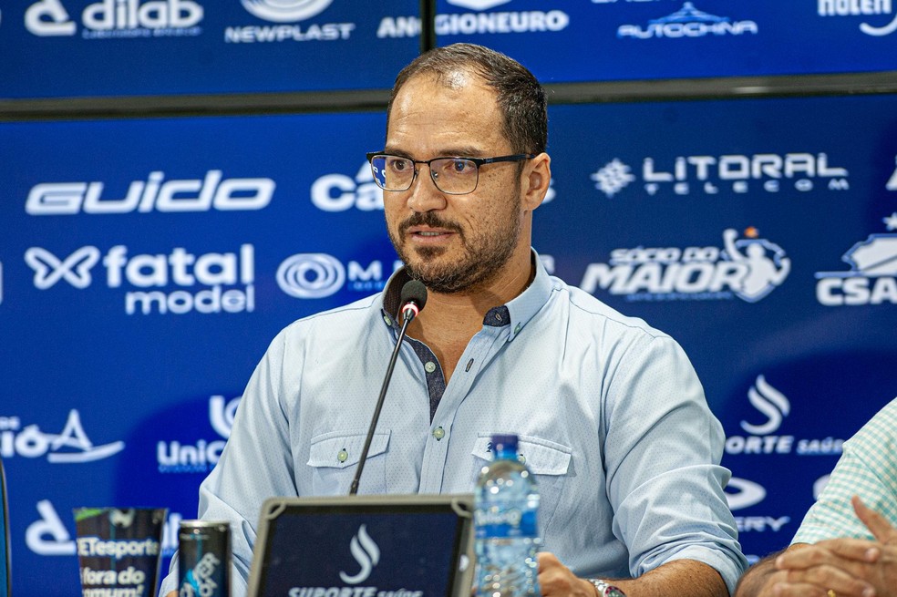20250723-202125-1-5-luciano-lessa-superintendente-de-futebol-do-csa---foto-augusto-oliveiraascom-csa