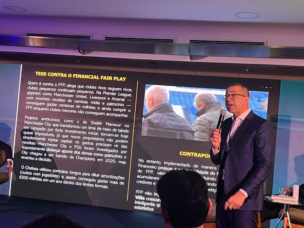 20251127-101344-1-3-alexandre-cordeiro-vp-de-relacoes-publicas-do-vasco-palestra-no-summit-da-cbf---foto-raphael-zarko--ge