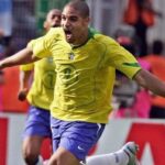 Adriano Imperador Reconhece Semelhanças e Abençoa Carreira de Rayan no Vasco