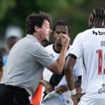 Com reservas e estreias, Vasco empata sem gols diante do Nova Iguaçu