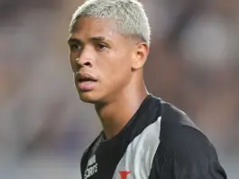 Barros e Thiago Mendes dominam estatísticas defensivas apesar de fase ruim do Vasco