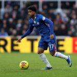 Vasco monitora interesse do Manchester United em Andrey Santos; transferência pode render R$ 7 milhões Andrey santos atuando no chelsea