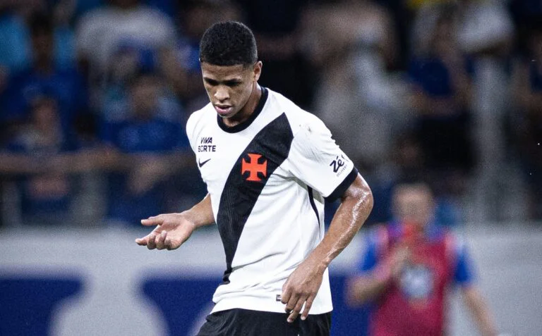 Cauan barros cruzeiro x vasco campeonato brasileiro 2026 mineirao