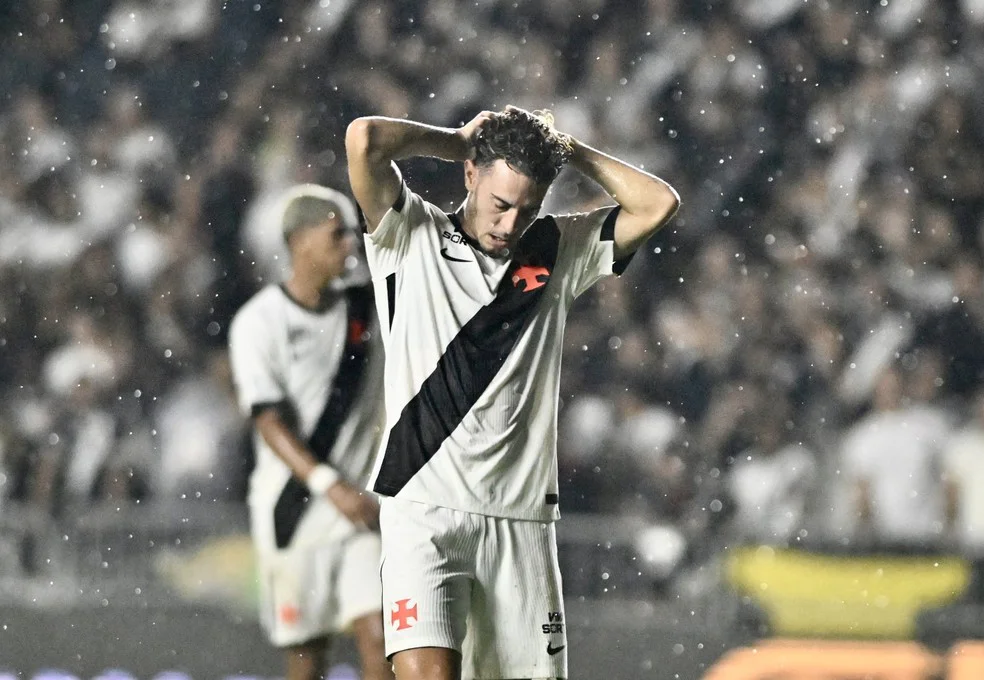 nuno moreira coca a cabeca vasco x bahia foto andre durao