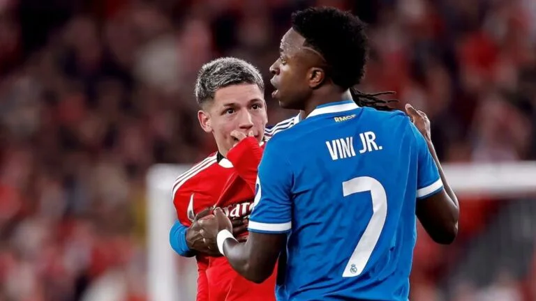 International Board aprova cartão vermelho para jogador que cobrir a boca para ocultar comportamento discriminatório