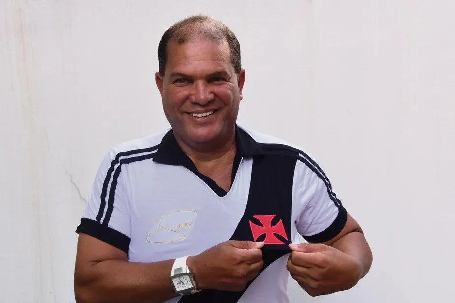 MORRE O ÍDOLO GEOVANI, O 'PEQUENO PRÍNCIPE', AOS 62 ANOS