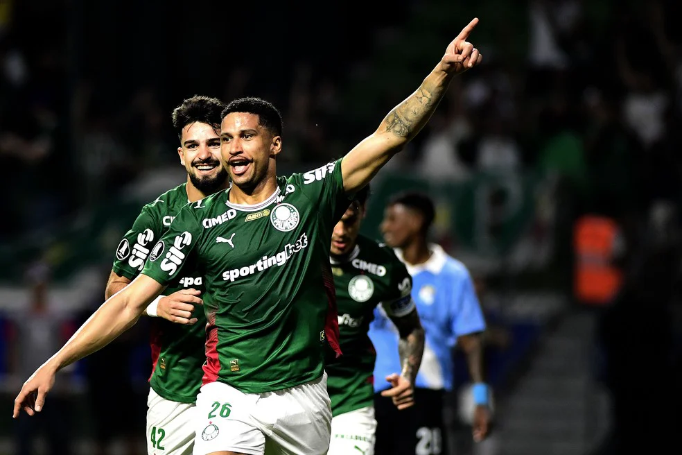 murilo comemora gol do palmeiras contra o sporting cristal