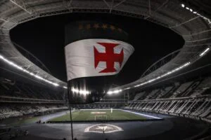 estadio nilton santos antes do confronto entre vasco e botafogo pela copa do brasil