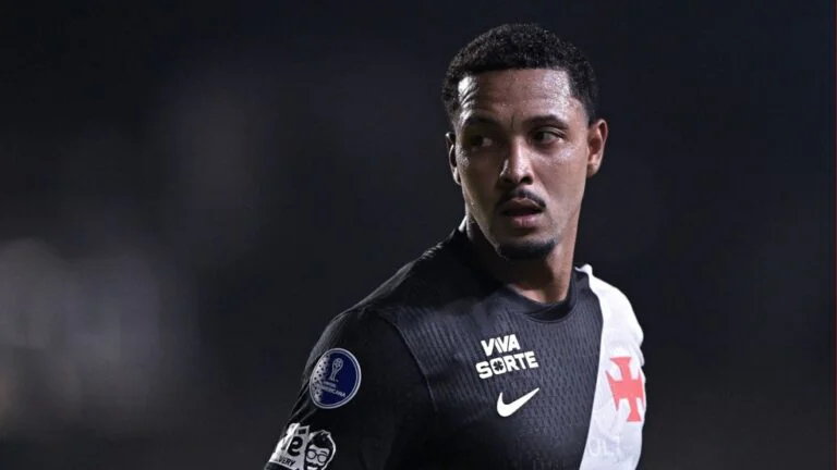 Jogador do Vasco David